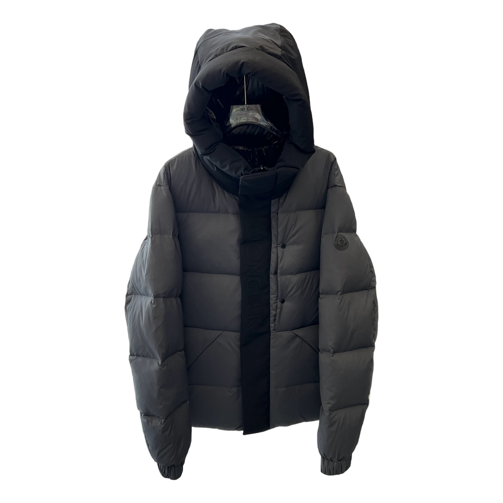 Moncler Contrast-Hood Colour-Block Down Puffer Jacket