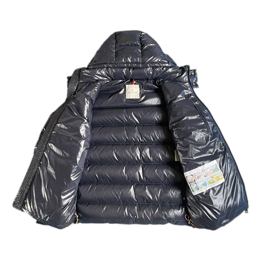 Moncler Glossy Logo-Zip Hooded Puffer Jacket in Navy