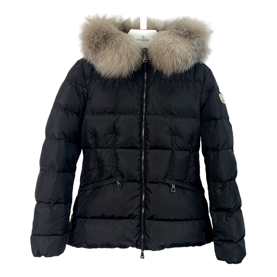 Moncler Cinched-Waist Down Puffer Jacket with Fur-Trimmed Hood - Black