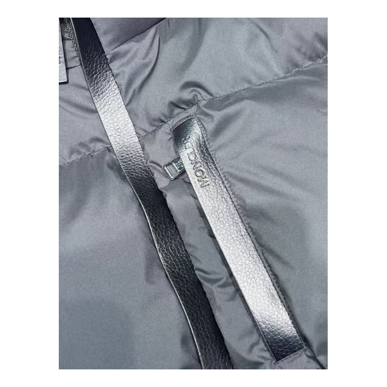 Moncler Stand-Collar Quilted Down Jacket in Black