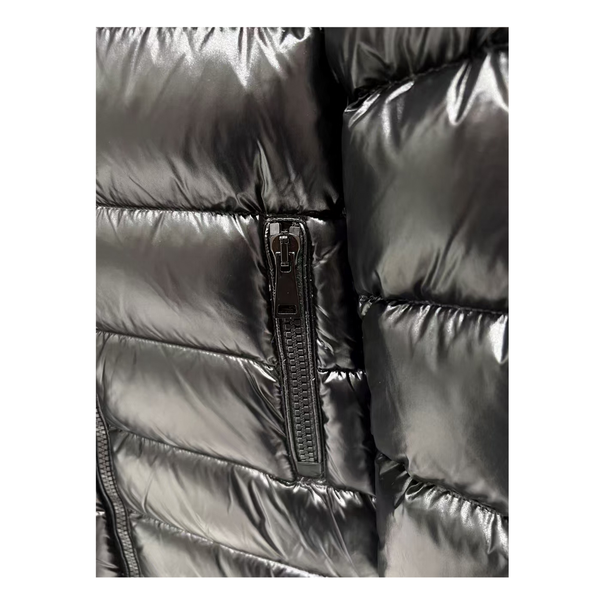 Moncler Suyen Hooded Down Coat in Black